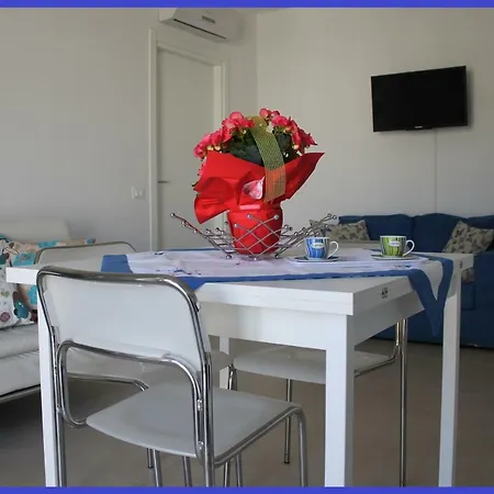 Apartment Lady House *