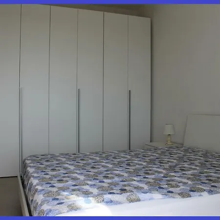 Lady House * Gallipoli